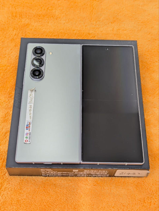 Samsung Galaxy Z Fold 6