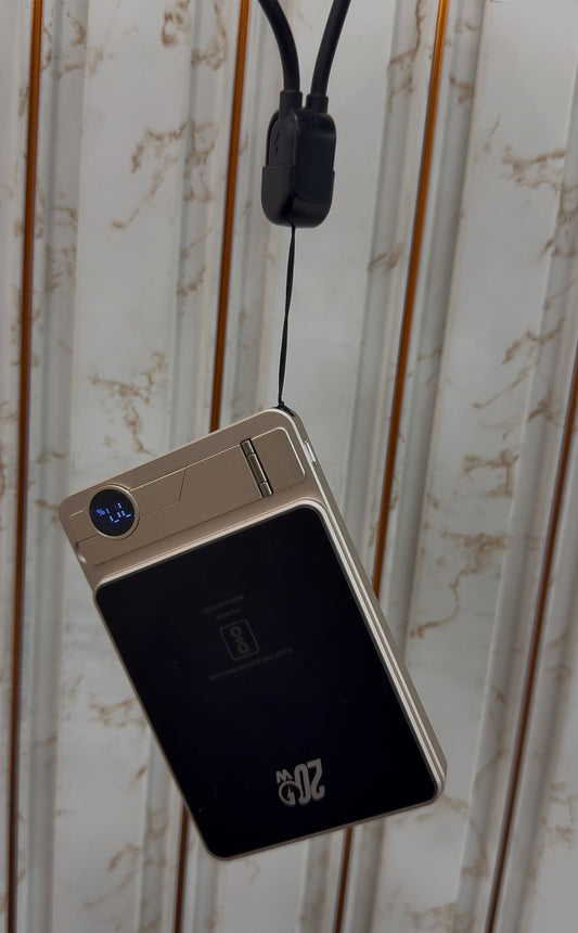 Ultra-Slim 10000mAh Magnetic Wireless Power Bank – 15W Fast Charging, 20W USB-C PD, Built-In Stand & Digital Display