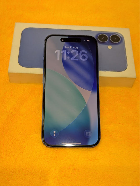 Apple iPhone 16